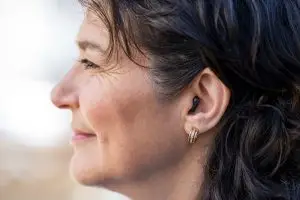 rexton reach inox cic li hearing aids